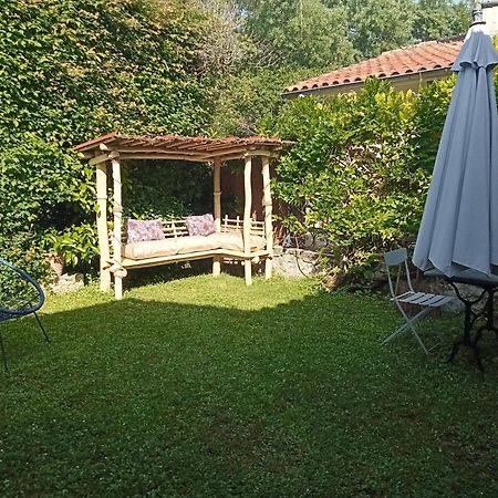 Maison En Pierre Restauree Avec Jardin 오슈 외부 사진