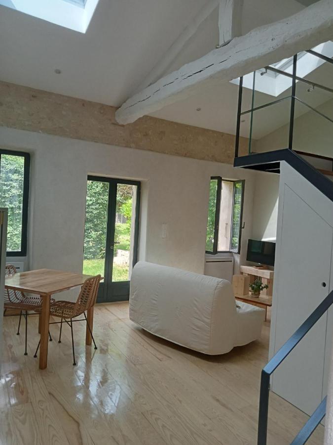 Maison En Pierre Restauree Avec Jardin 오슈 외부 사진
